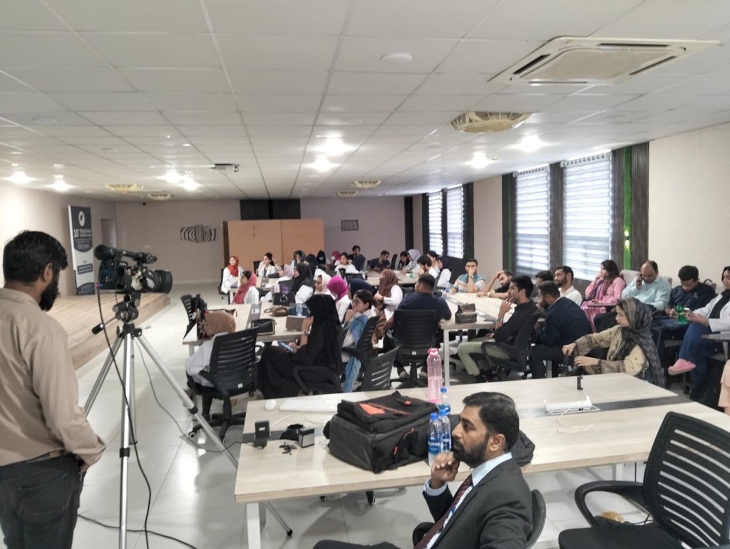 10TEACH_Pak_CC2025-05