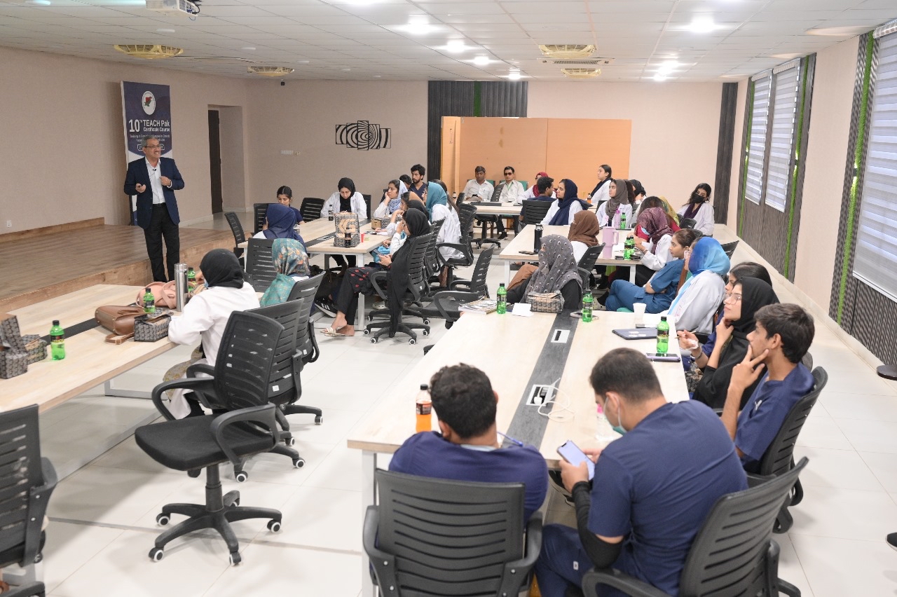 10TEACH_Pak_CC2025-07